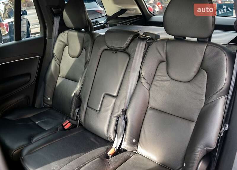 Внедорожник / Кроссовер Volvo XC90 2019 в Киеве