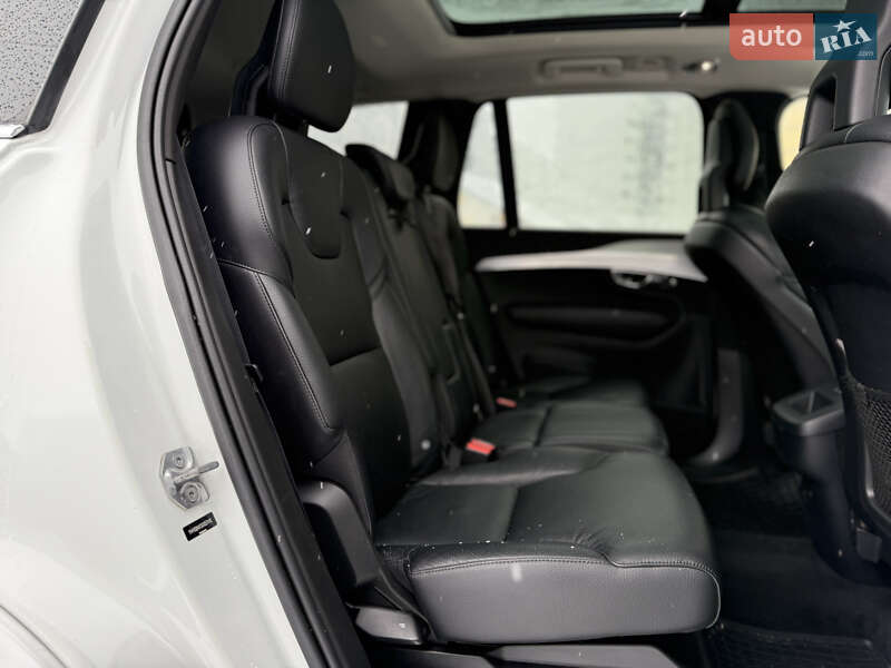 Внедорожник / Кроссовер Volvo XC90 2015 в Ивано-Франковске