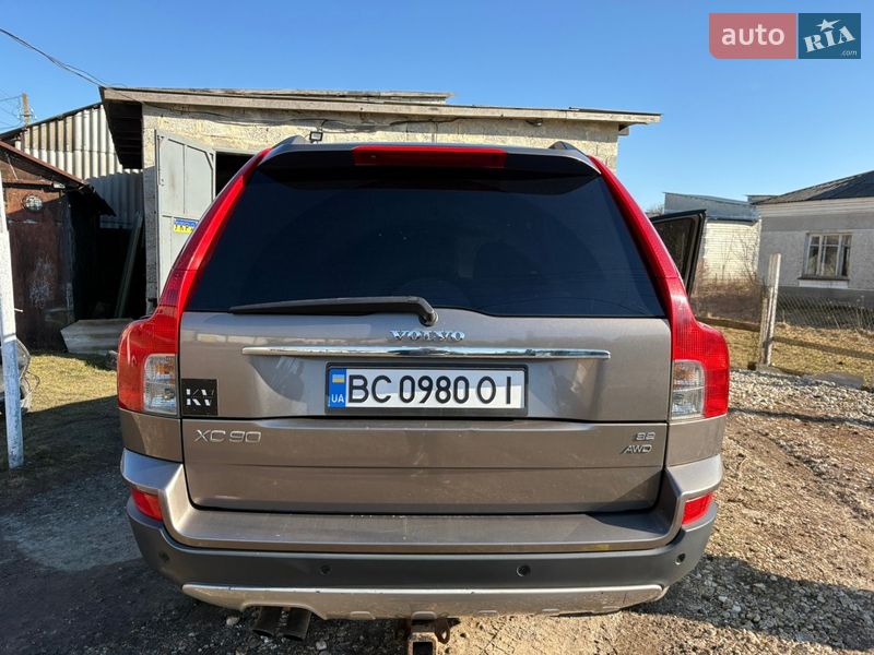 Внедорожник / Кроссовер Volvo XC90 2007 в Комарному