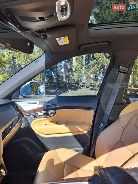 Внедорожник / Кроссовер Volvo XC90 2016 в Тернополе