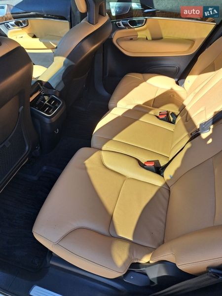 Внедорожник / Кроссовер Volvo XC90 2016 в Тернополе