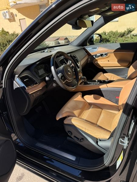 Внедорожник / Кроссовер Volvo XC90 2015 в Харькове