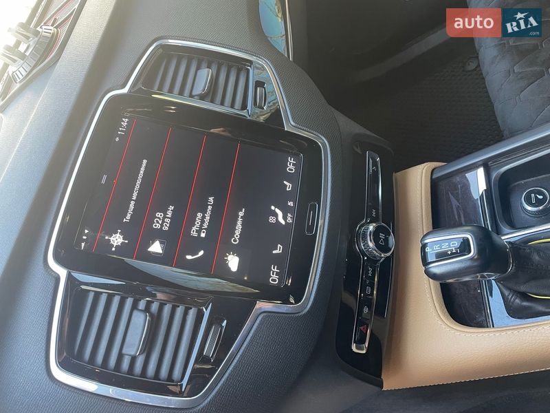 Внедорожник / Кроссовер Volvo XC90 2018 в Стрые