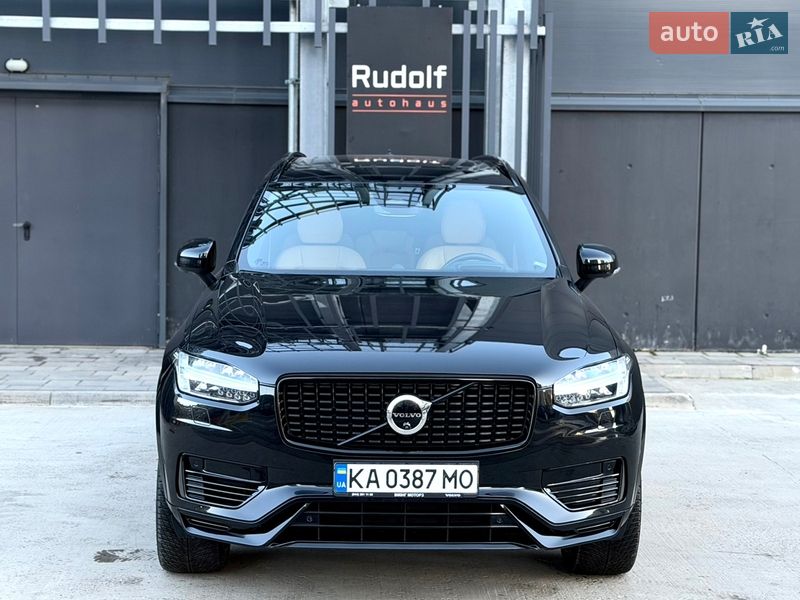 Внедорожник / Кроссовер Volvo XC90 2024 в Киеве