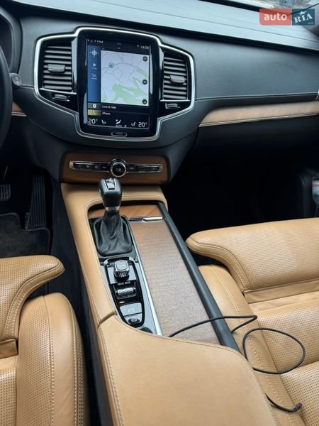 Внедорожник / Кроссовер Volvo XC90 2016 в Черновцах