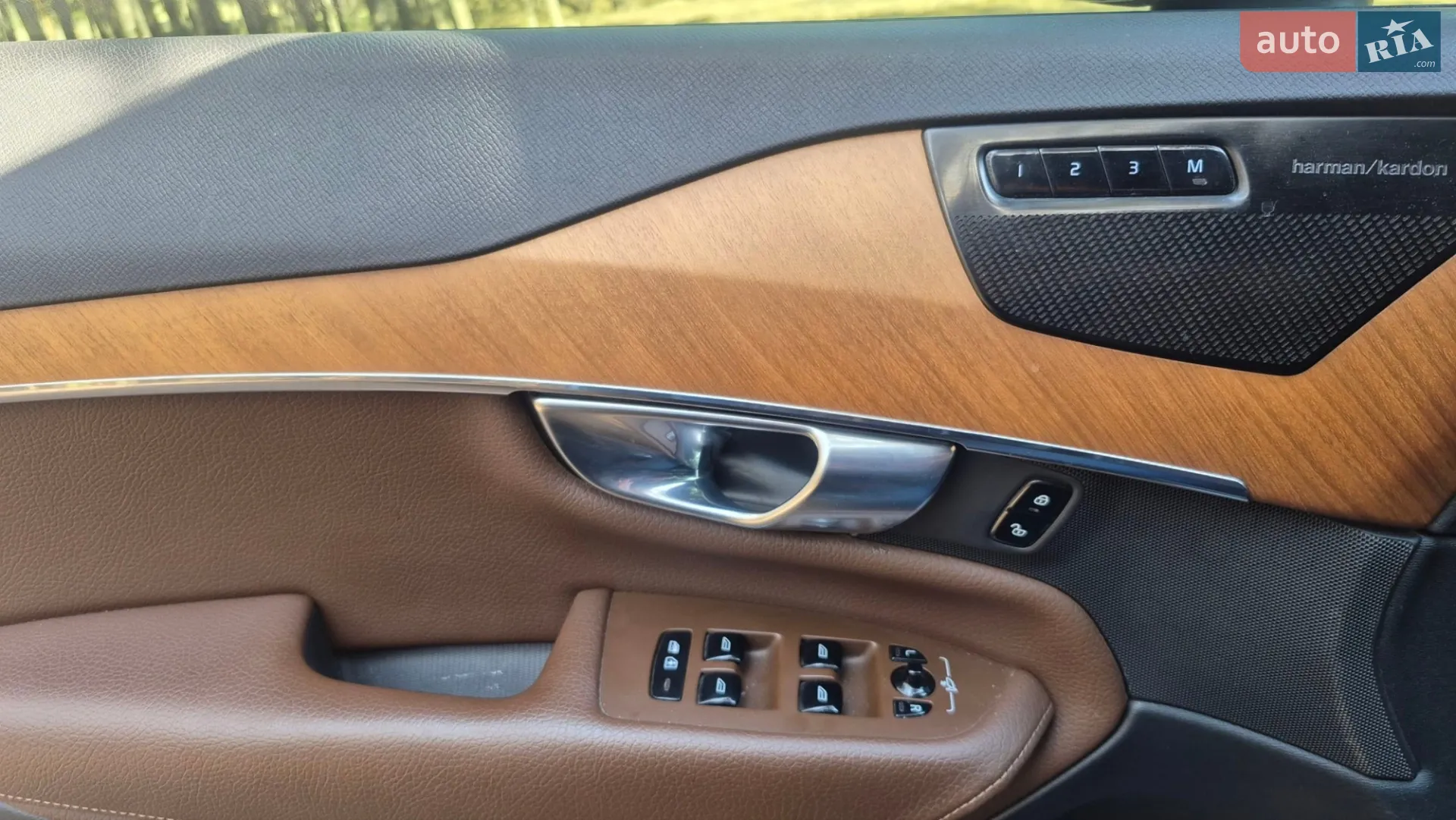 2020 Volvo XC90 - мініатюра 9