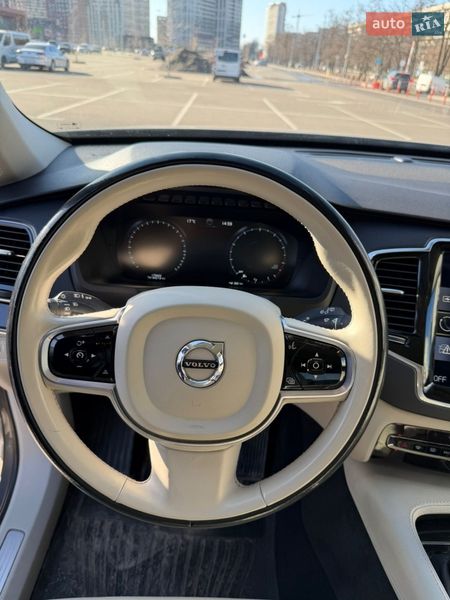 Внедорожник / Кроссовер Volvo XC90 2016 в Киеве