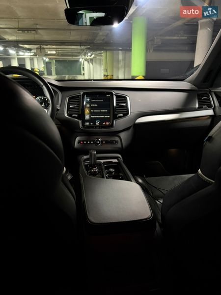 Позашляховик / Кросовер Volvo XC90 2021 в Києві