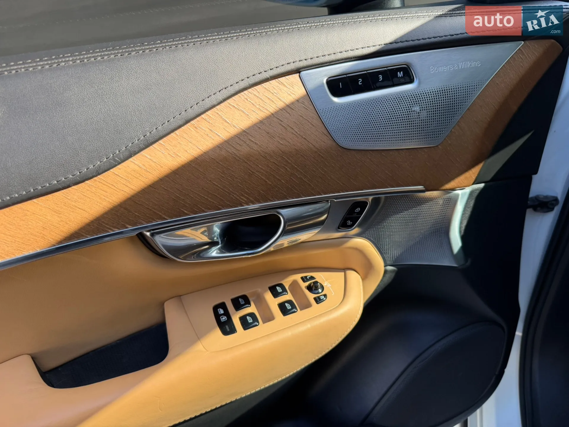 2015 Volvo XC90 - мініатюра 38