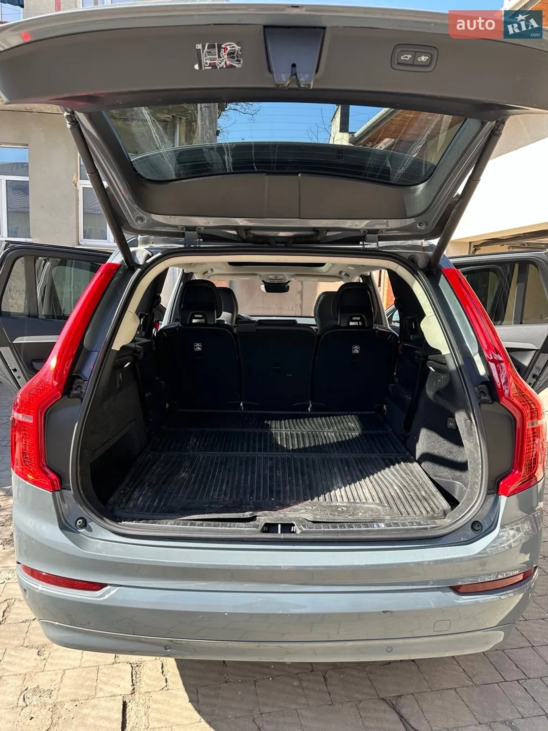 2022 Volvo XC90 - мініатюра 17