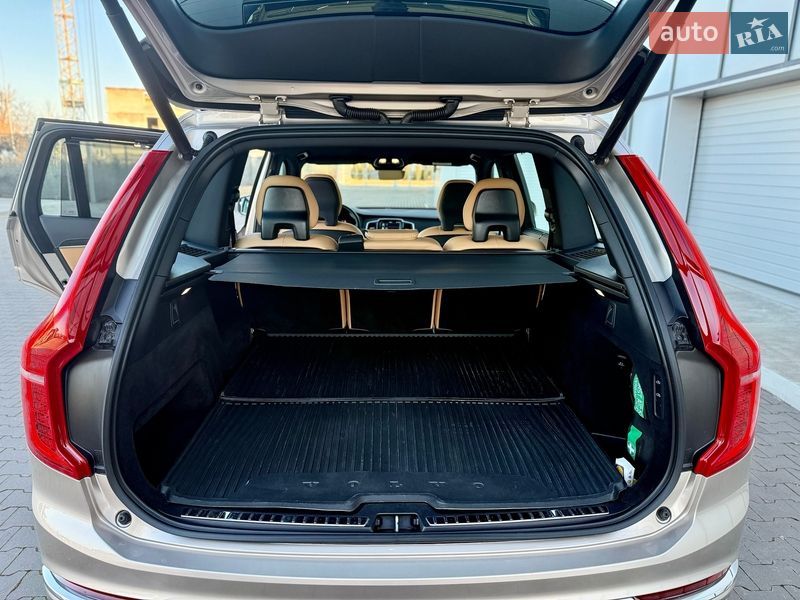 Внедорожник / Кроссовер Volvo XC90 2023 в Харькове