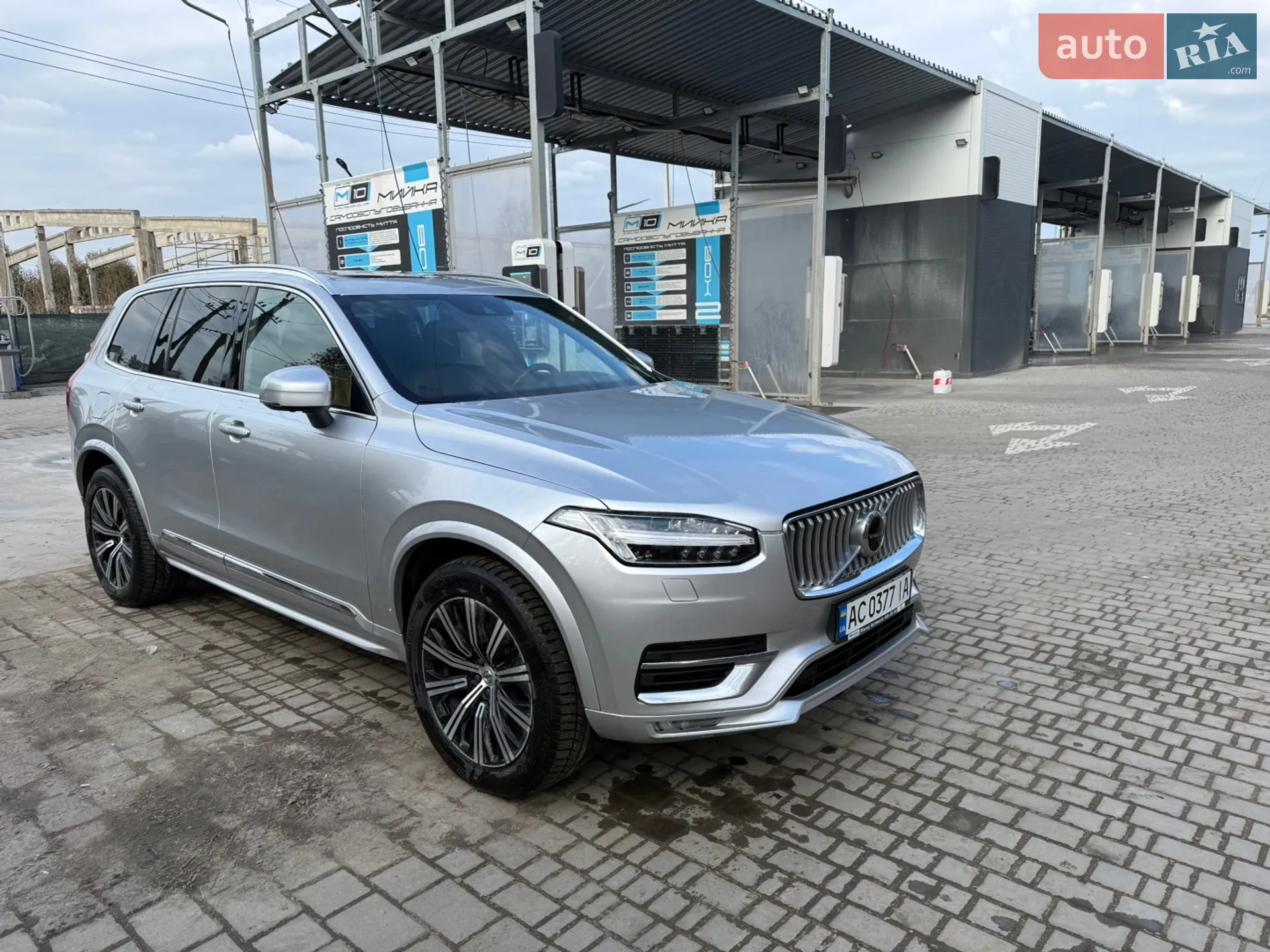 2019 Volvo XC90 - фото 1