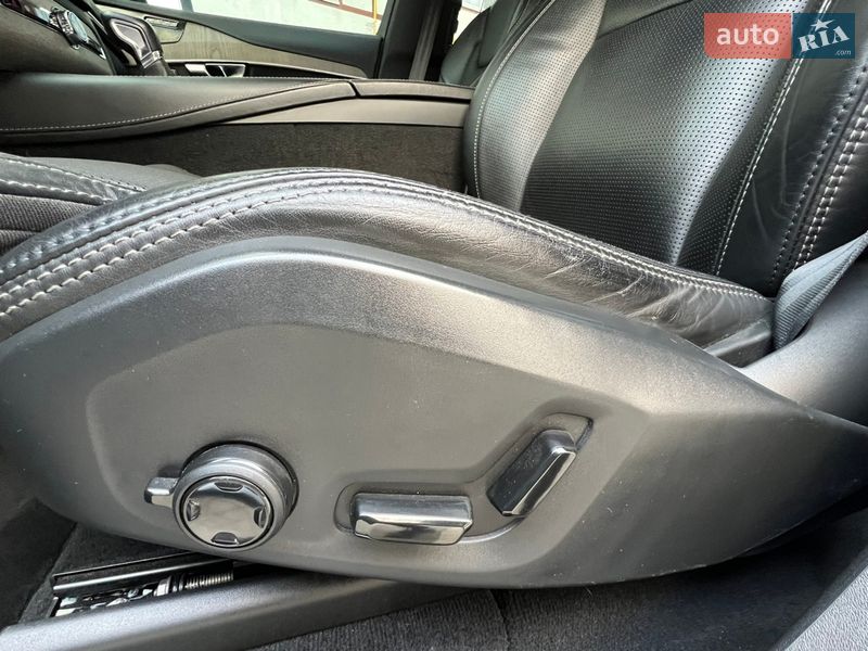 Позашляховик / Кросовер Volvo XC90 2019 в Івано-Франківську