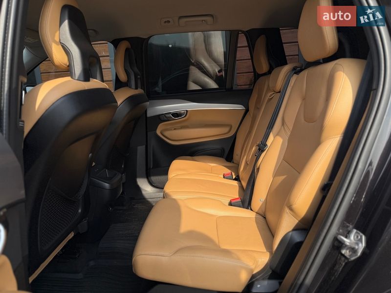 Внедорожник / Кроссовер Volvo XC90 2016 в Шептицькому