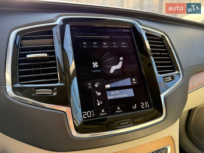 Внедорожник / Кроссовер Volvo XC90 2015 в Шостке