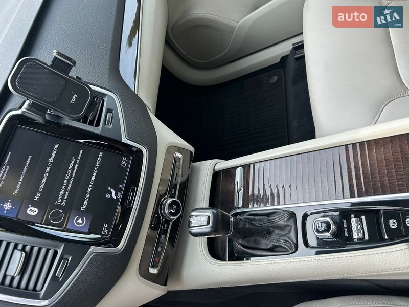 Внедорожник / Кроссовер Volvo XC90 2018 в Львове