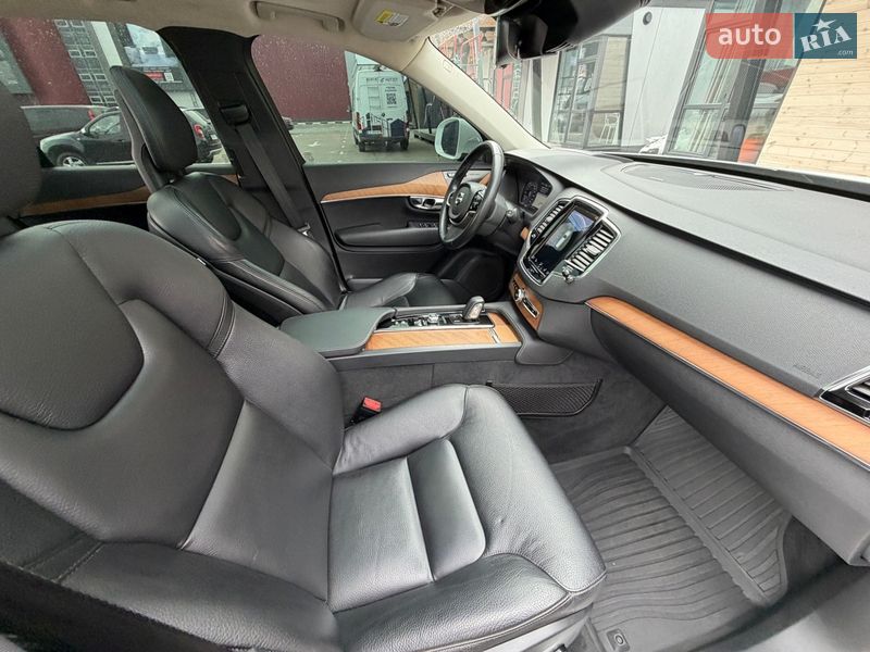 Внедорожник / Кроссовер Volvo XC90 2020 в Киеве фото 43 Внедорожник / Кроссовер Volvo XC90 2020 в Киеве