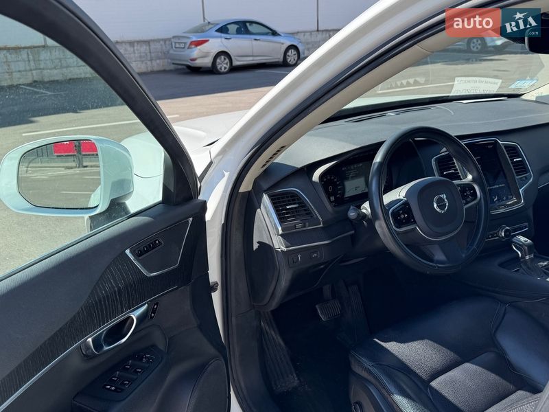 Позашляховик / Кросовер Volvo XC90 2019 в Києві