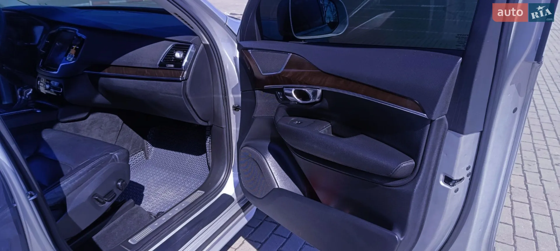 2015 Volvo XC90 - мініатюра 15