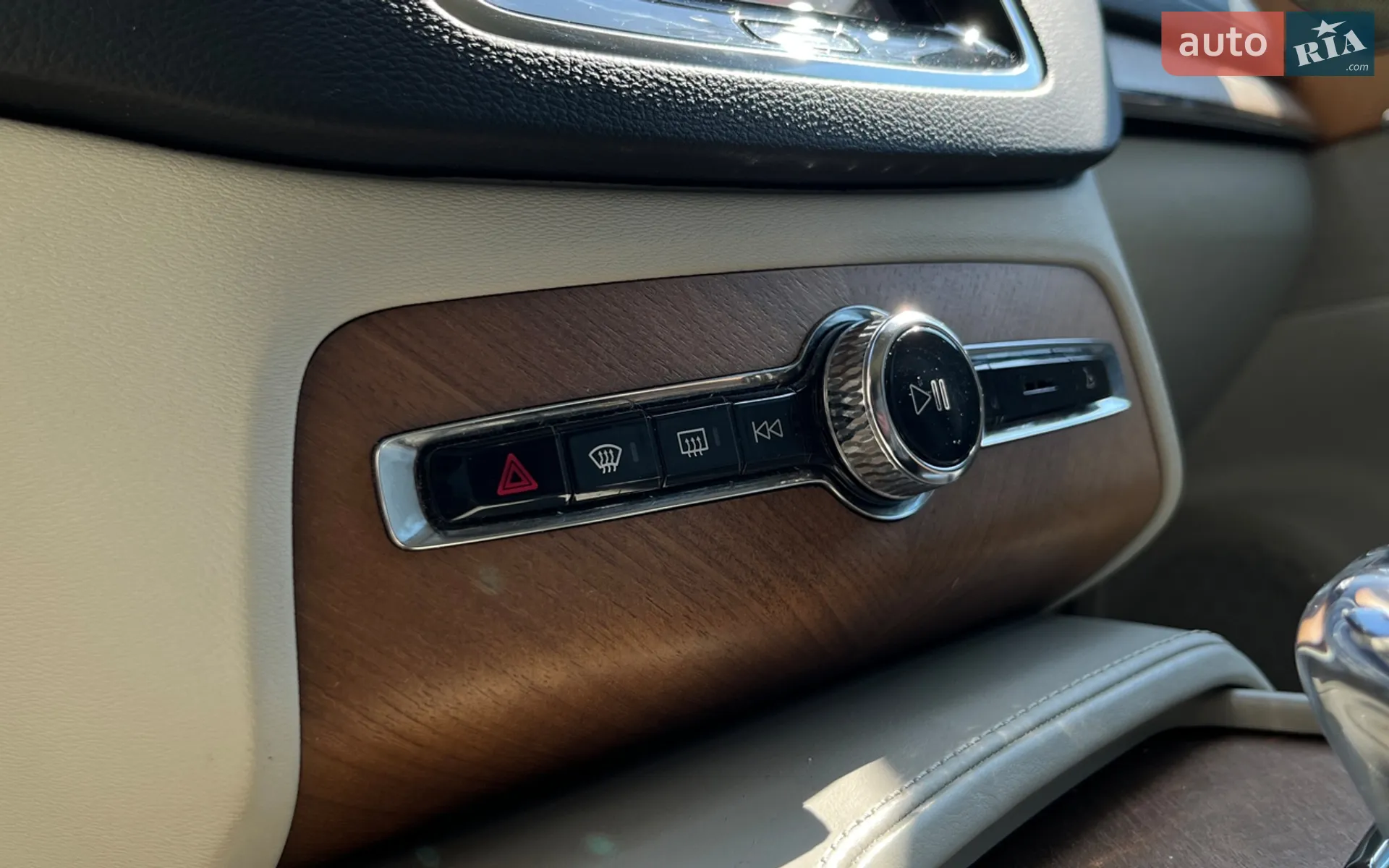 2020 Volvo XC90 - мініатюра 19