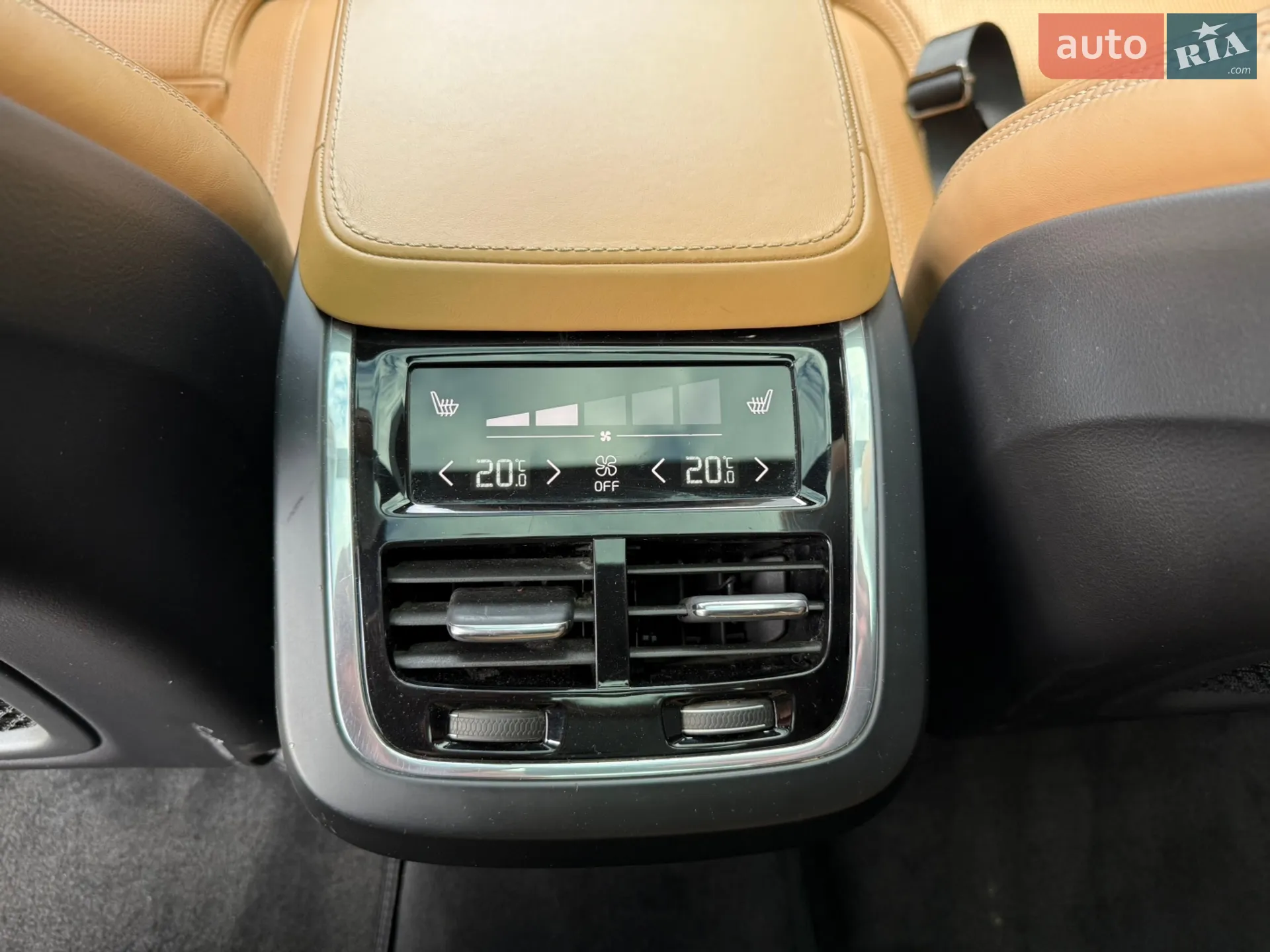 2017 Volvo XC90 - мініатюра 21