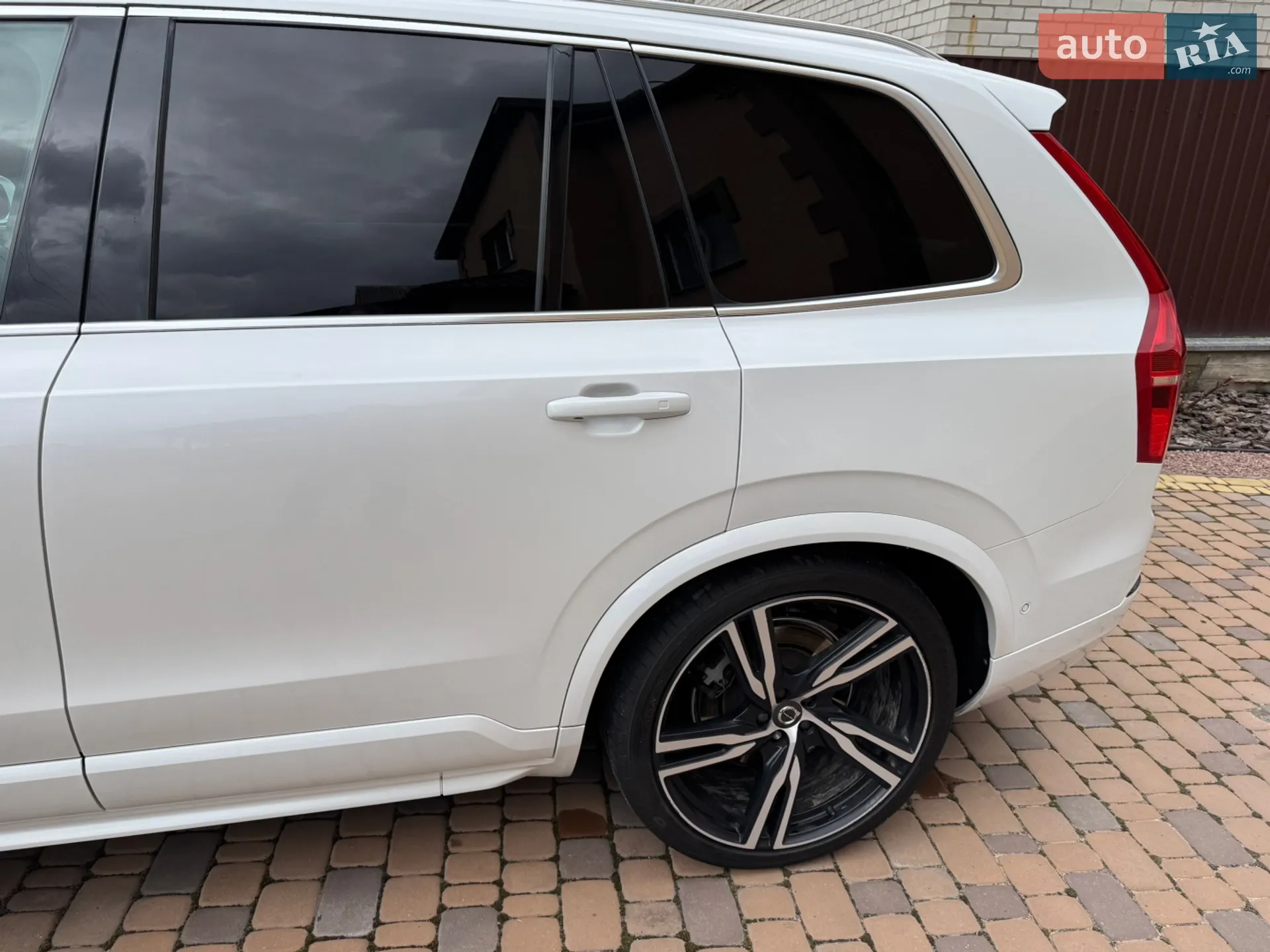 2017 Volvo XC90 - мініатюра 8