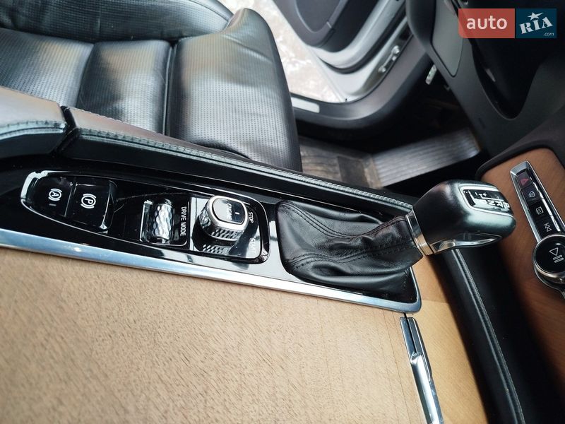 Позашляховик / Кросовер Volvo XC90 2016 в Харкові