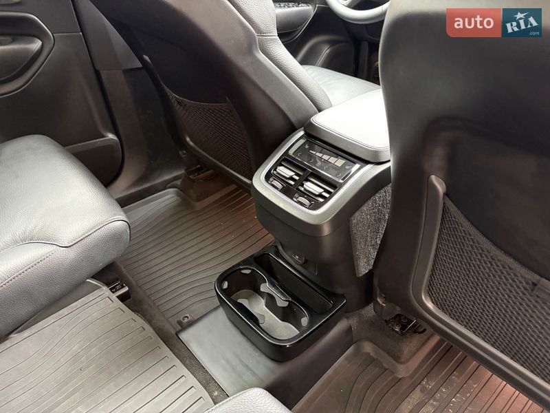 Внедорожник / Кроссовер Volvo XC90 2023 в Киеве фото 25 Внедорожник / Кроссовер Volvo XC90 2023 в Киеве