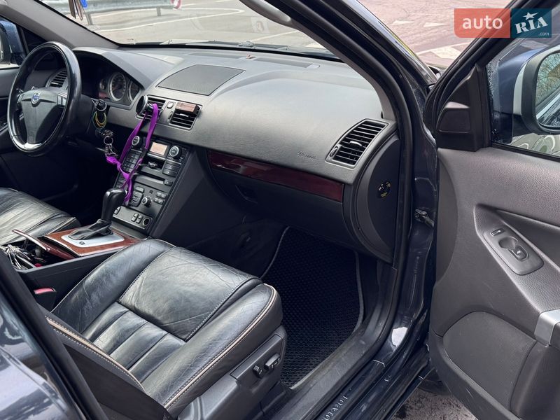 Позашляховик / Кросовер Volvo XC90 2012 в Дубні