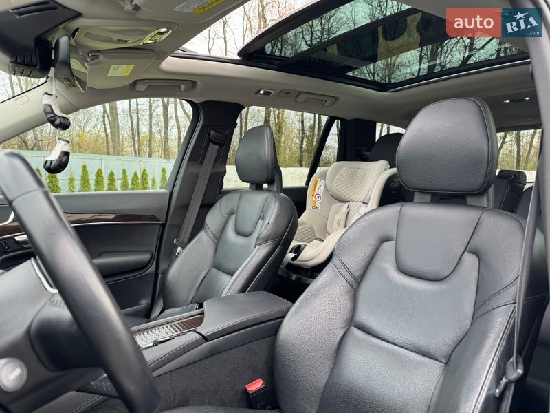 Позашляховик / Кросовер Volvo XC90 2016 в Луцьку