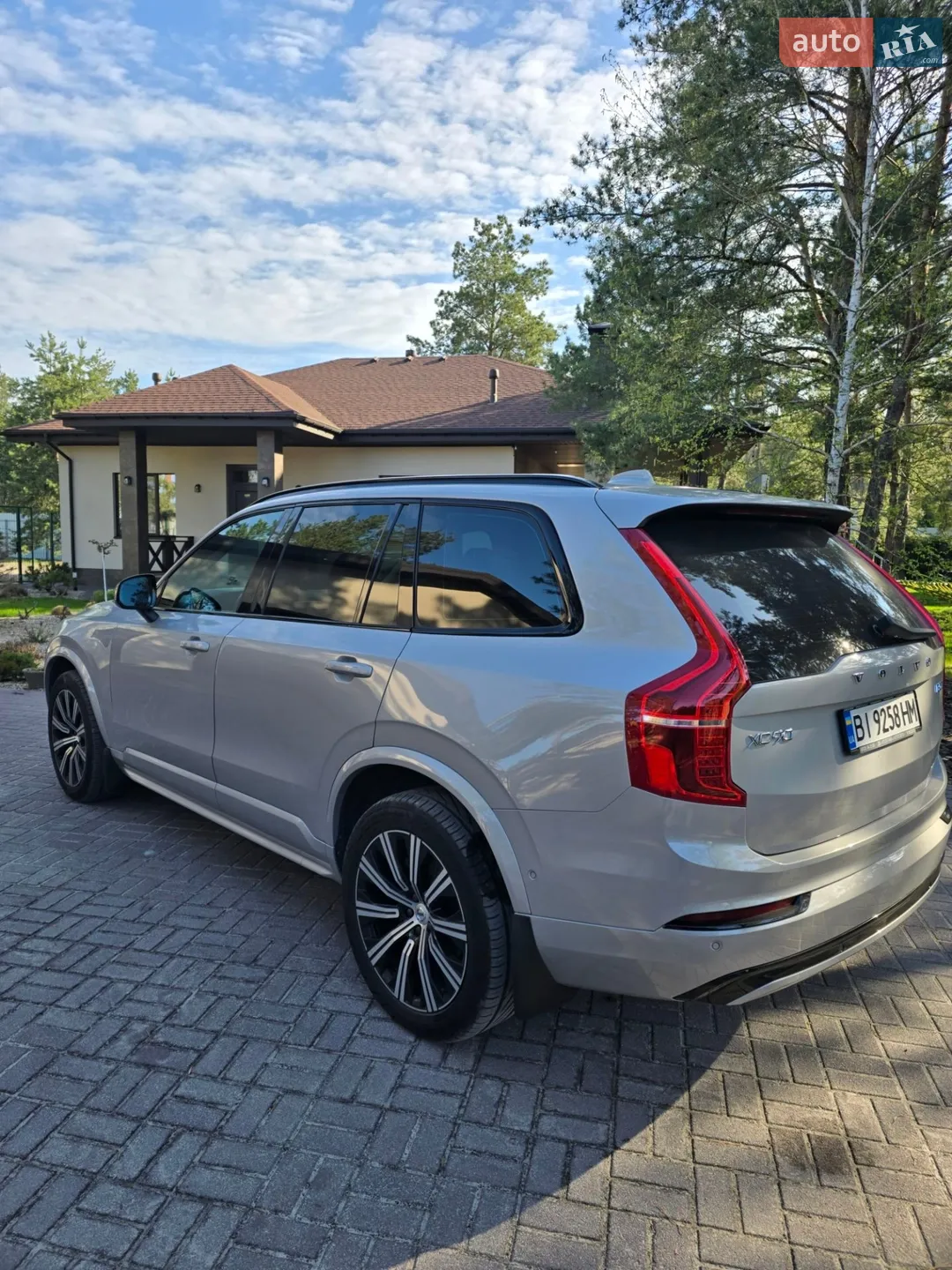 2022 Volvo XC90 - мініатюра 4