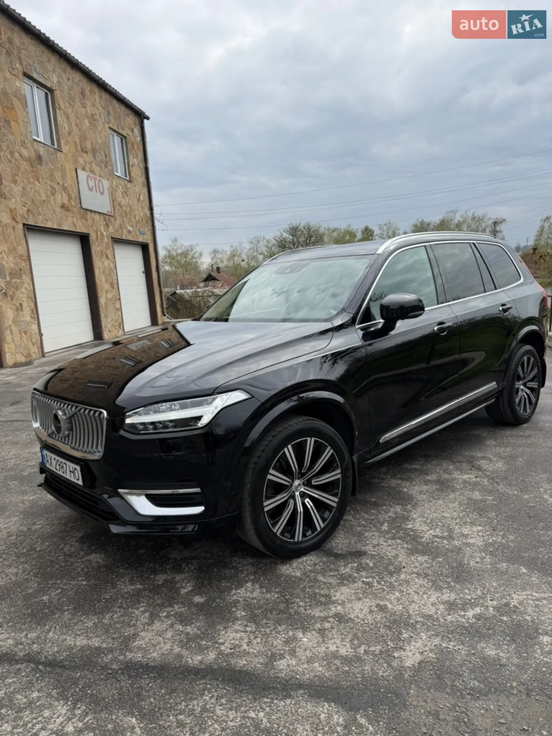 2019 Volvo XC90 - фото 1