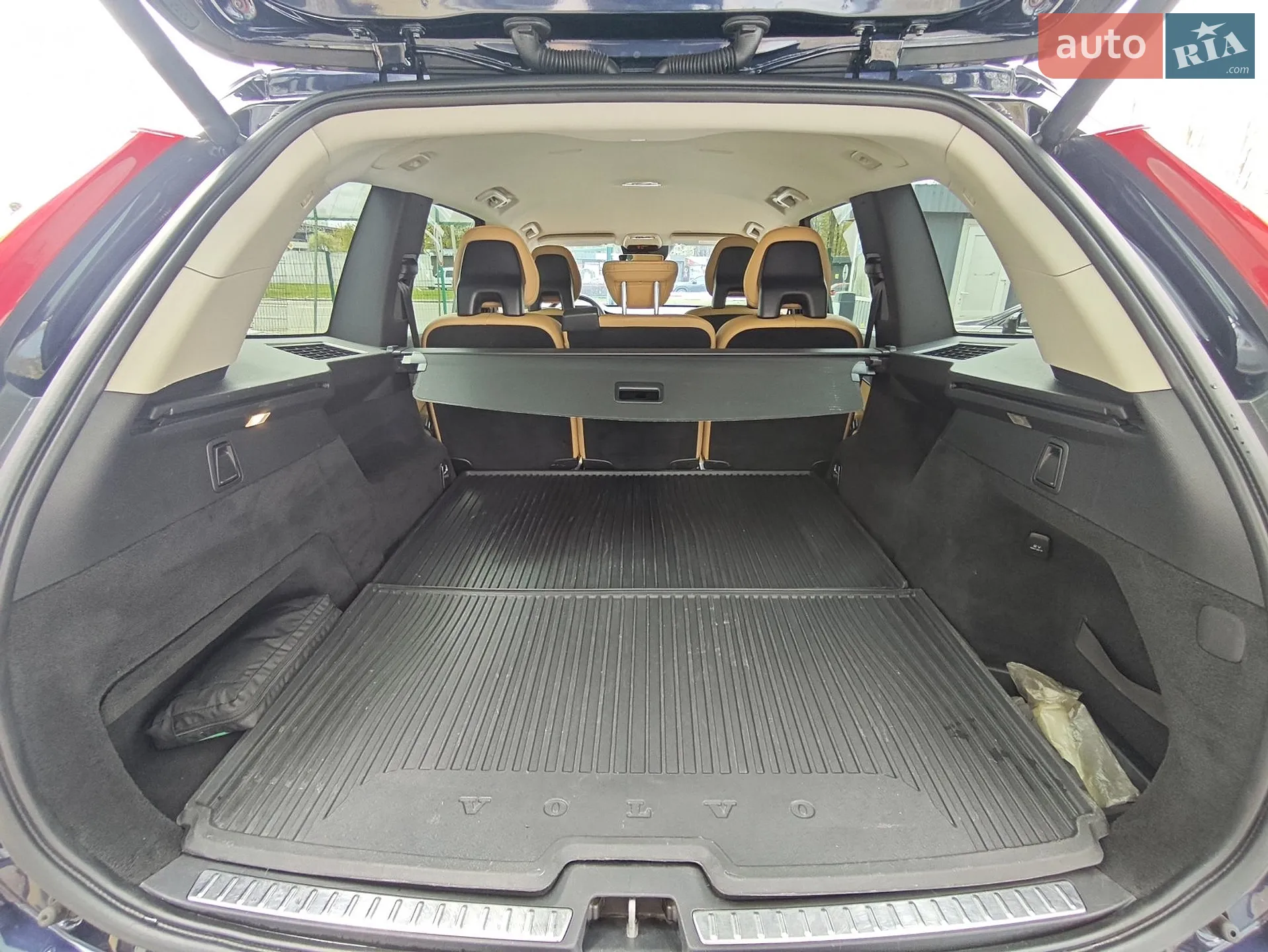 2015 Volvo XC90 - мініатюра 9