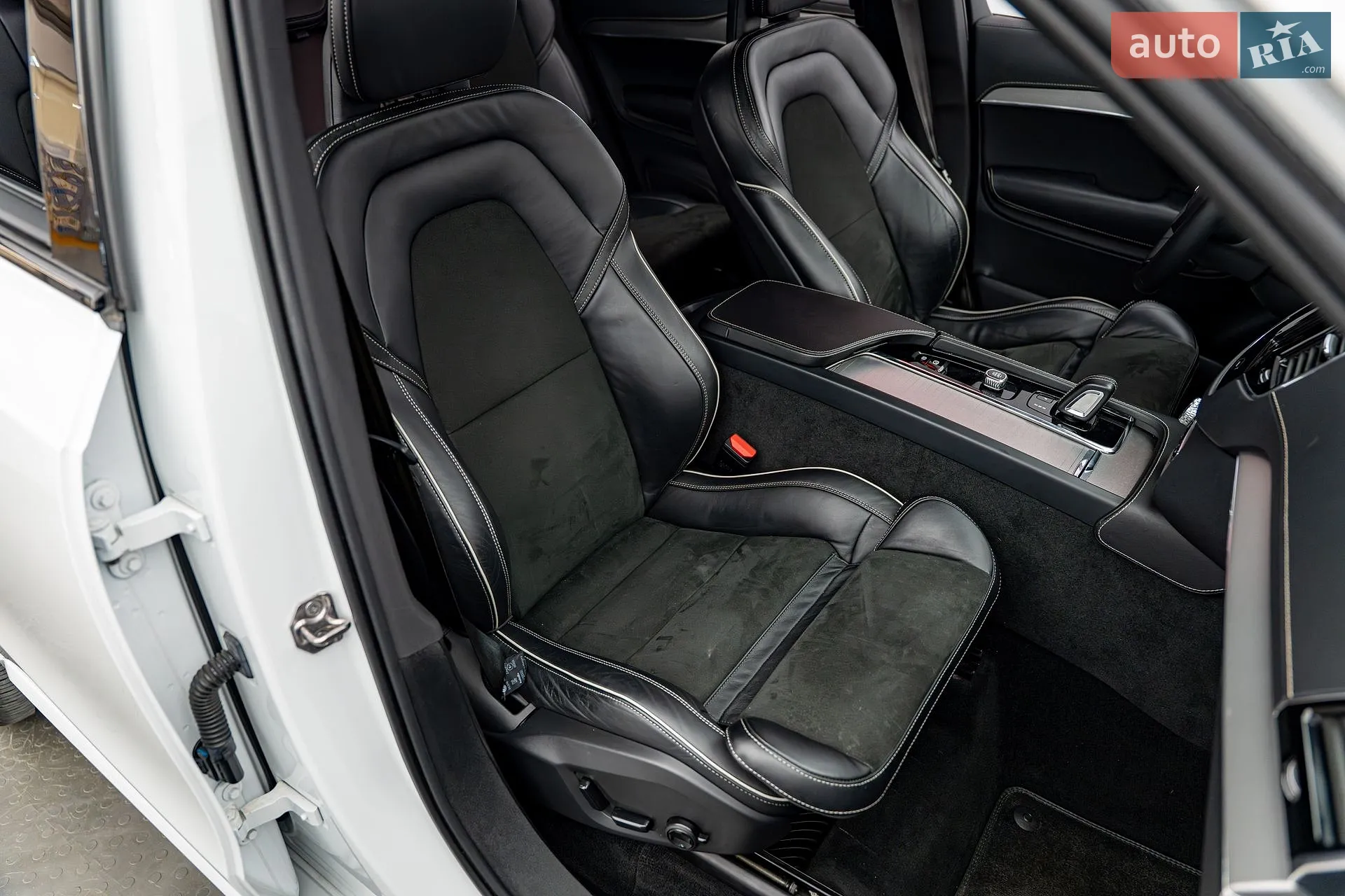 2021 Volvo XC90 - мініатюра 19