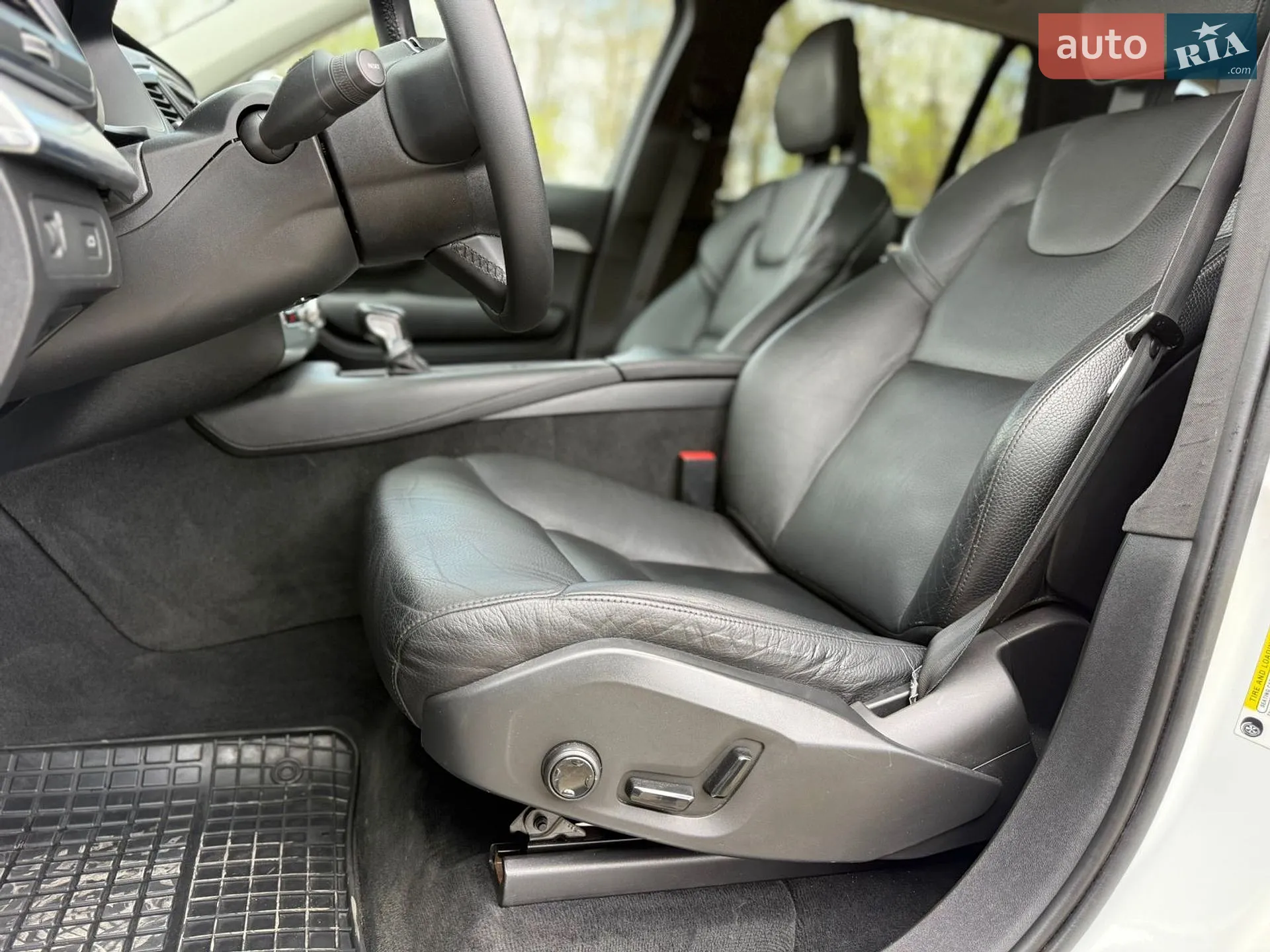 2015 Volvo XC90 - мініатюра 13