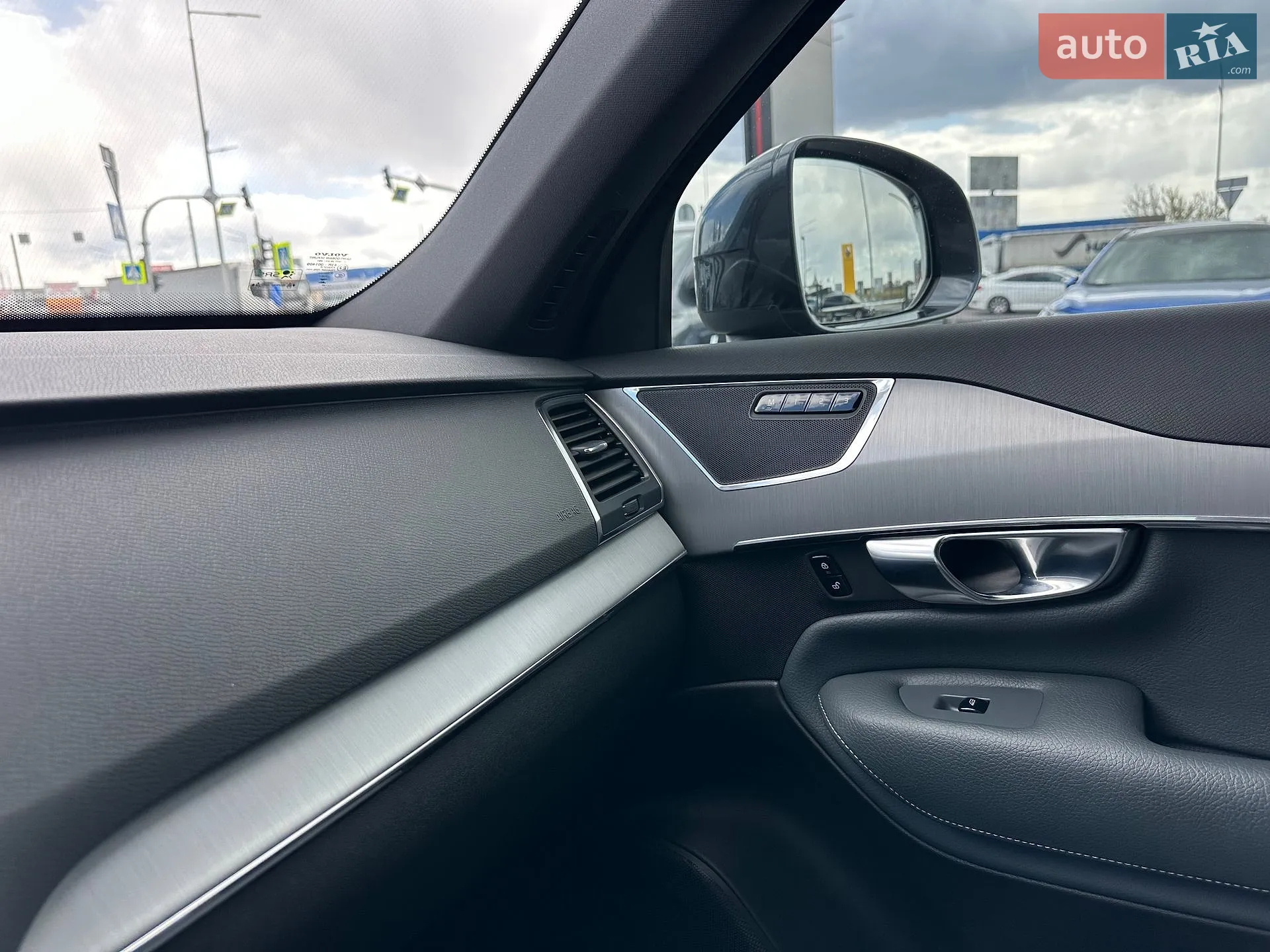 2021 Volvo XC90 - мініатюра 32