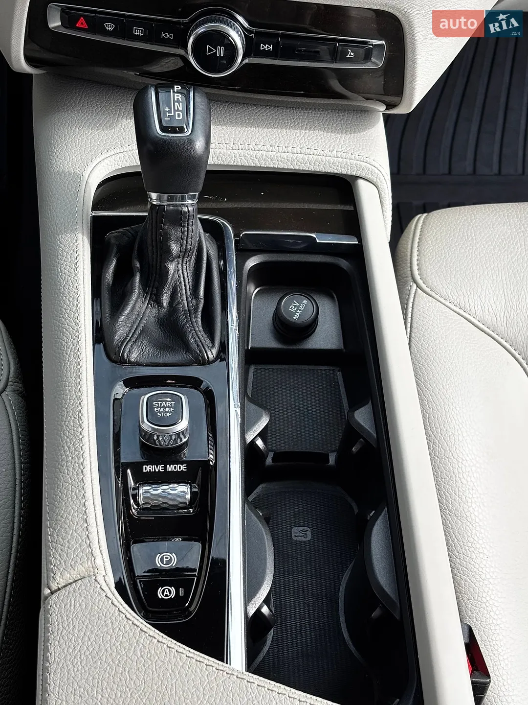 2017 Volvo XC90 - мініатюра 28
