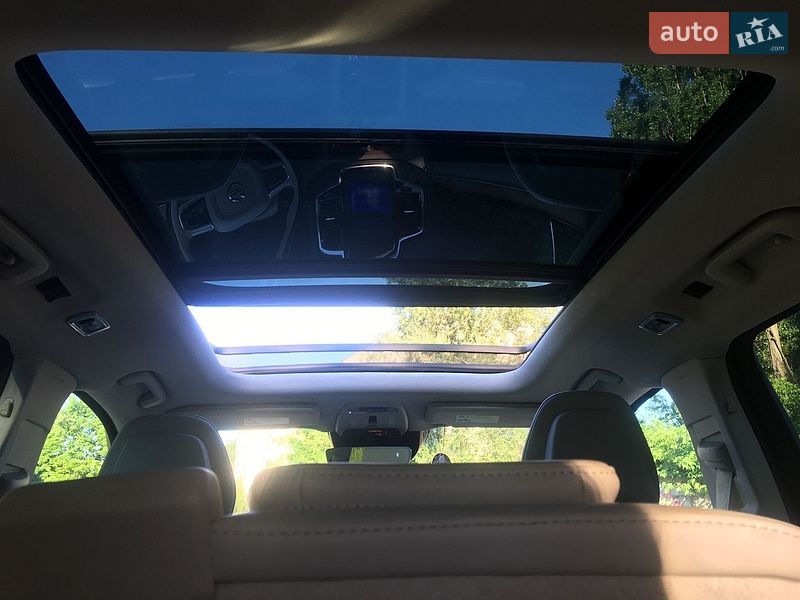 Внедорожник / Кроссовер Volvo XC90 2015 в Киеве