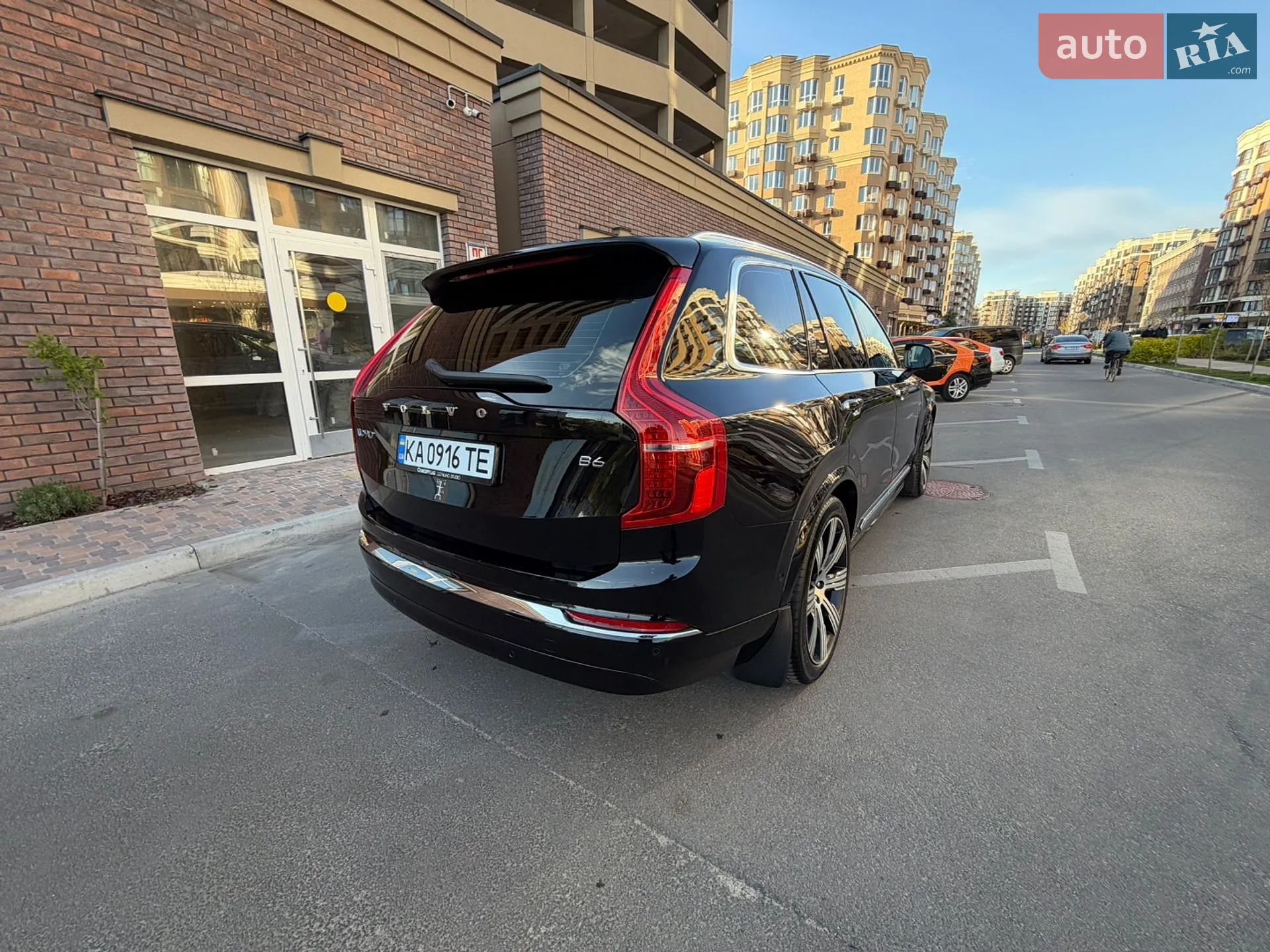2022 Volvo XC90 - мініатюра 15