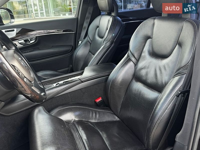 Внедорожник / Кроссовер Volvo XC90 2016 в Полтаве