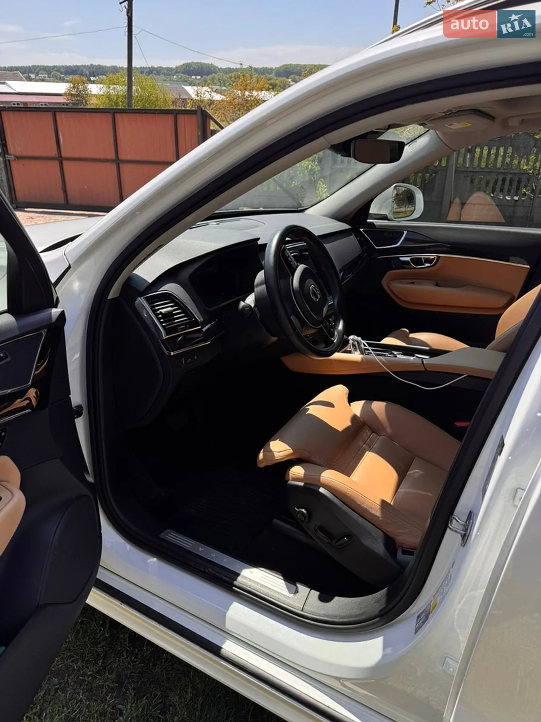 2015 Volvo XC90 - мініатюра 9