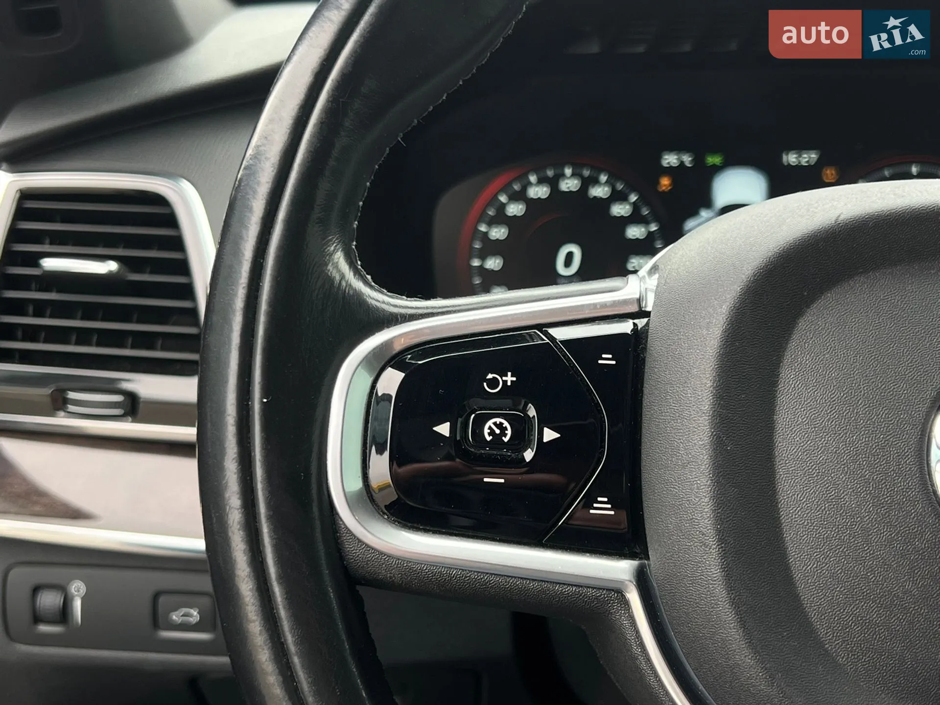 2017 Volvo XC90 - мініатюра 31