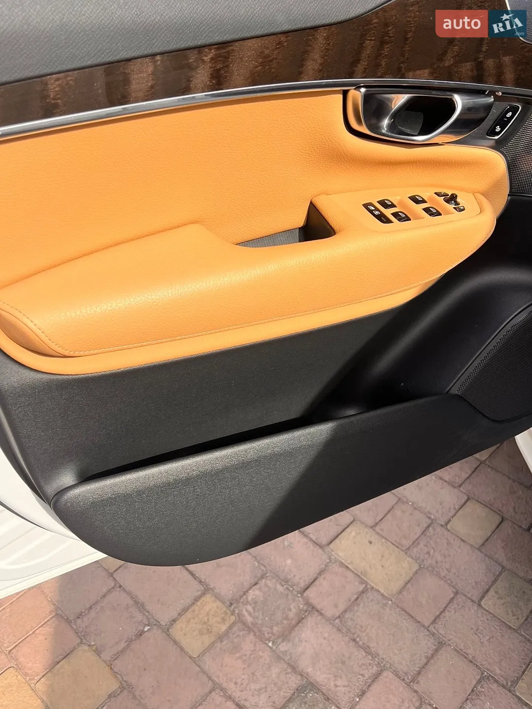 2017 Volvo XC90 - мініатюра 16