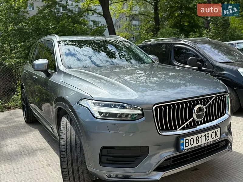 Volvo XC90 2019