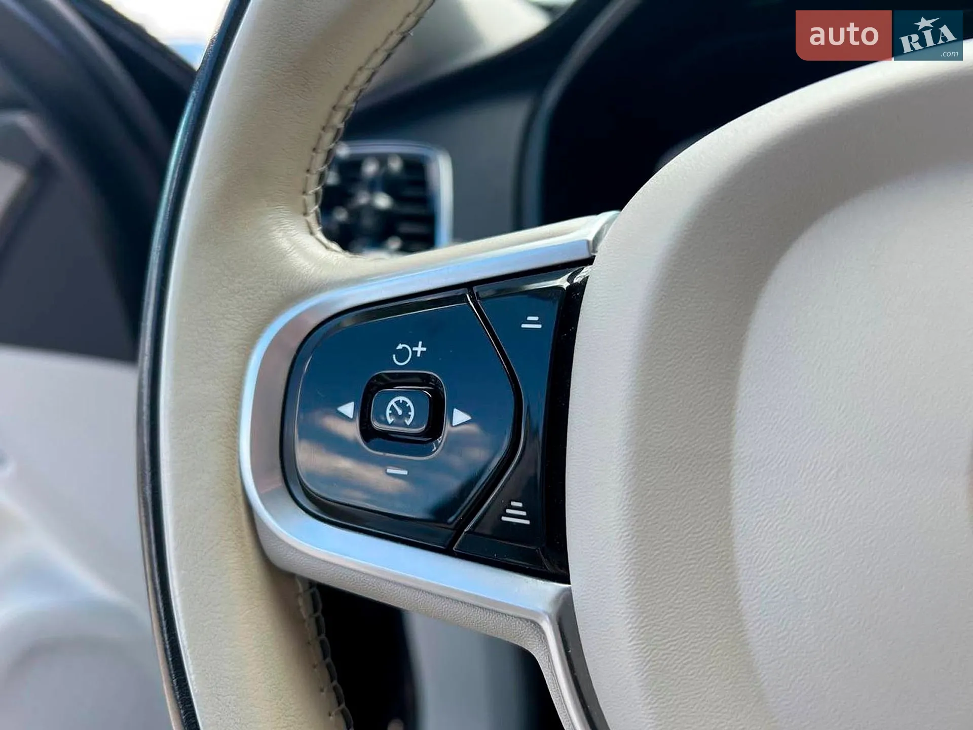 2021 Volvo XC90 - мініатюра 32