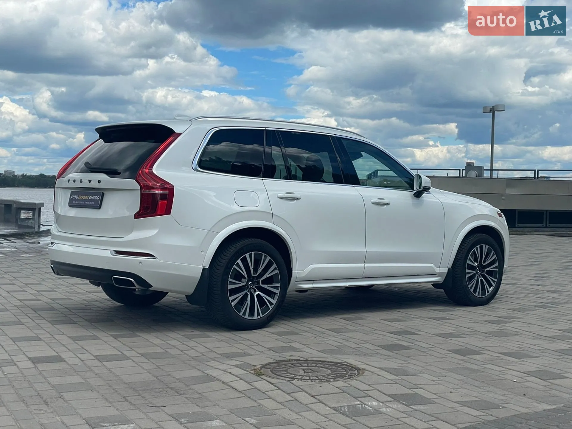 2020 Volvo XC90 - мініатюра 11
