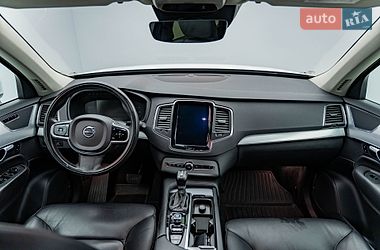 Внедорожник / Кроссовер Volvo XC90 2019 в Киеве