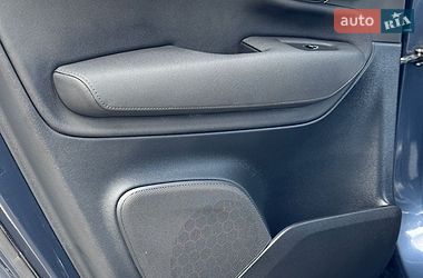 Внедорожник / Кроссовер Volvo XC90 2025 в Киеве