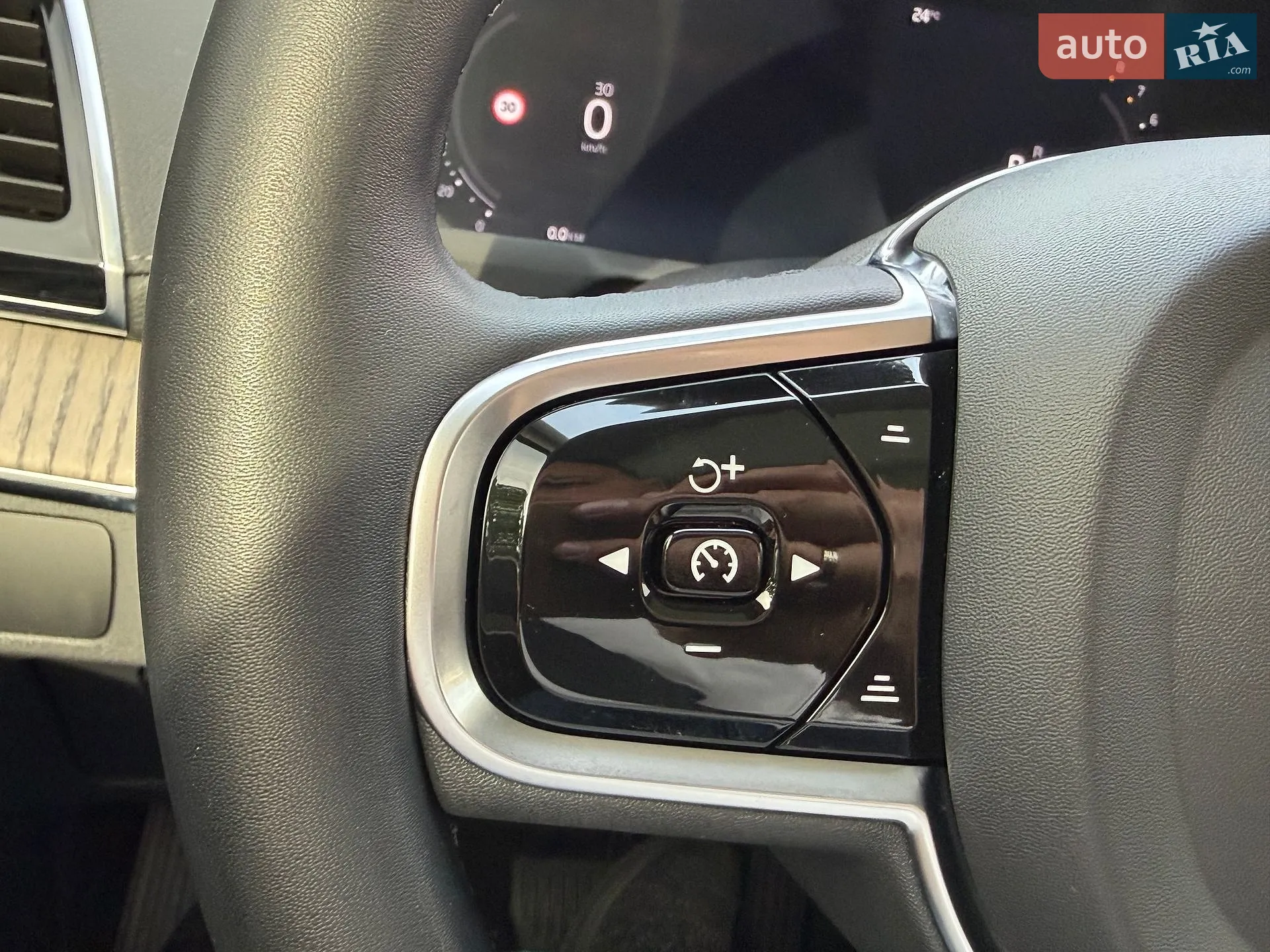 2023 Volvo XC90 - мініатюра 139