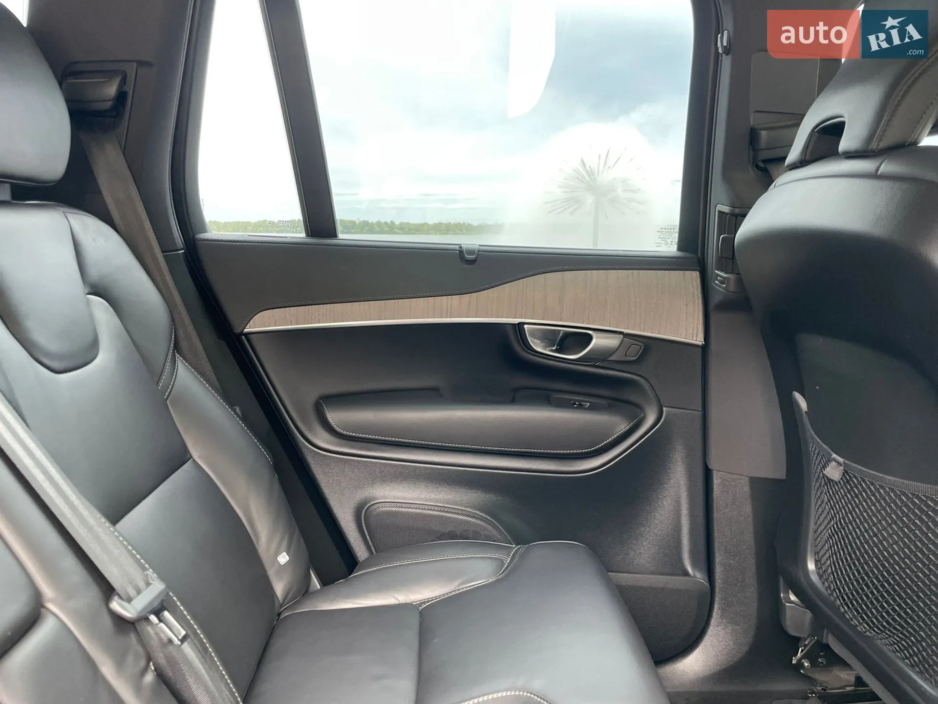 2023 Volvo XC90 - мініатюра 37